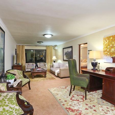 Shangri-La Manor (Adults Only) Hoekwil Экстерьер фото