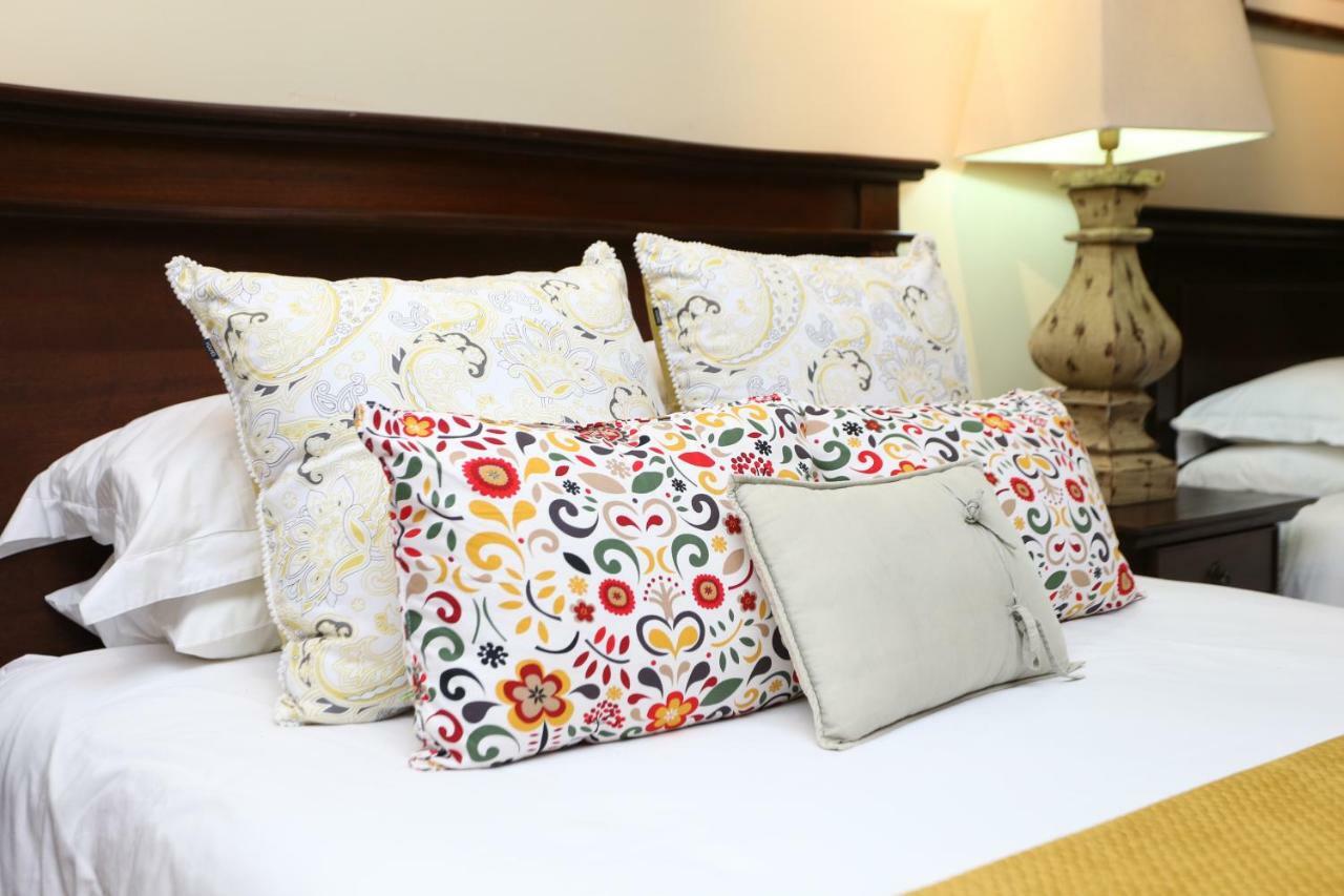 Shangri-La Manor (Adults Only) Hoekwil Экстерьер фото