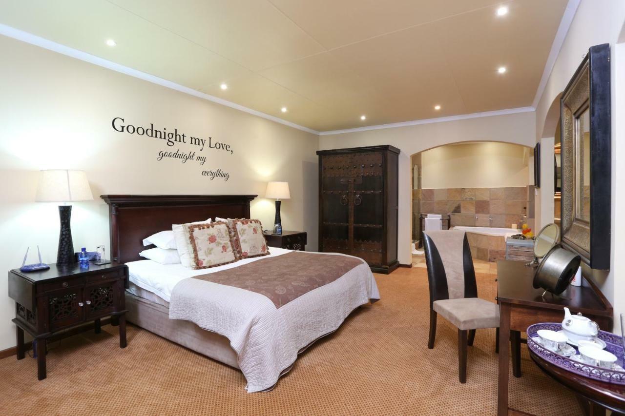 Shangri-La Manor (Adults Only) Hoekwil Экстерьер фото