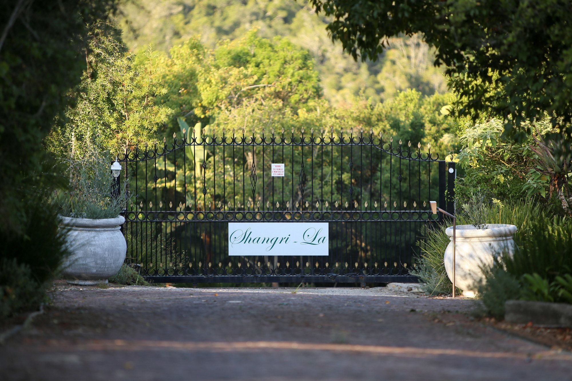 Shangri-La Manor (Adults Only) Hoekwil Экстерьер фото
